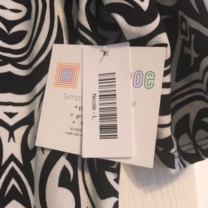 LuLaRoe Dresses - Nicole Dress Lularoe NWT LuLaRoe Dresses - Nicole Dress Lularoe NWT